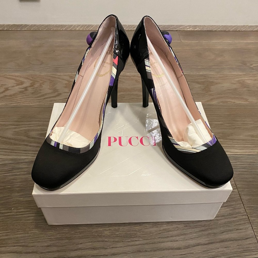 Emilio Pucci black patent pumps